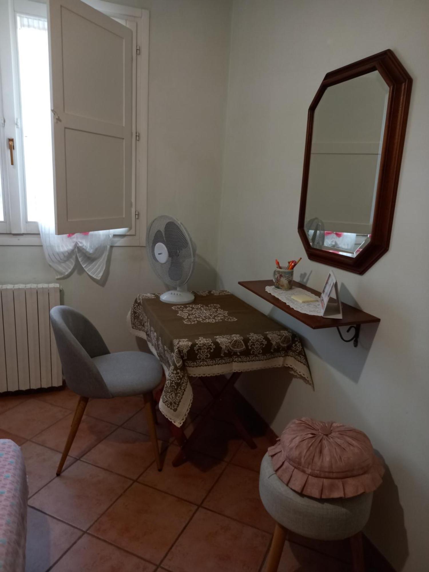 4 Giugno Ferrara Leilighet Eksteriør bilde